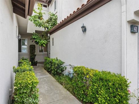 41  Via Lampara  , Rancho Santa Margarita, CA