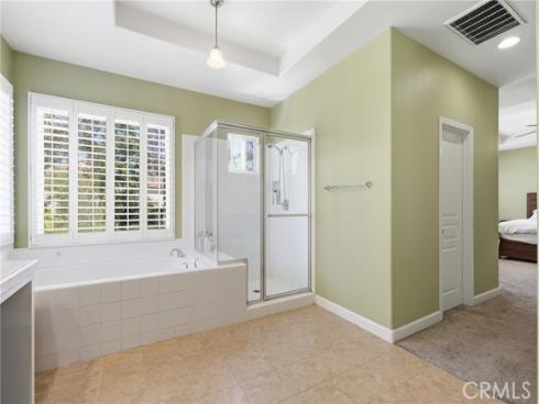 18  Ledgewood  , Rancho Santa Margarita, CA
