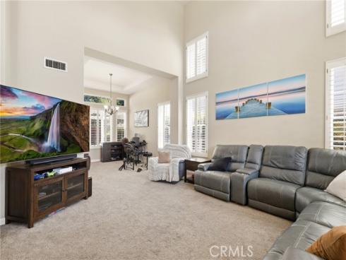 18  Ledgewood  , Rancho Santa Margarita, CA