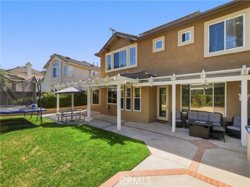 18  Ledgewood  , Rancho Santa Margarita, CA