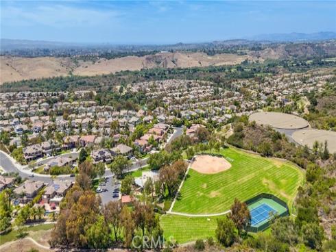 18  Ledgewood  , Rancho Santa Margarita, CA