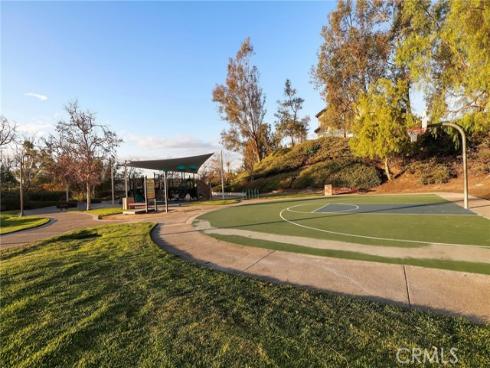 18  Ledgewood  , Rancho Santa Margarita, CA