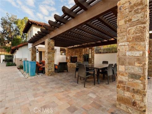 18  Ledgewood  , Rancho Santa Margarita, CA