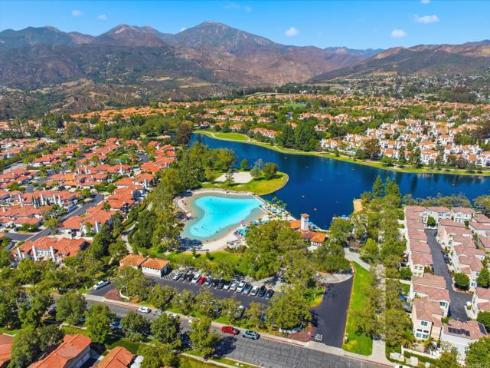 17 Calle De Vida , Rancho Santa Margarita, CA