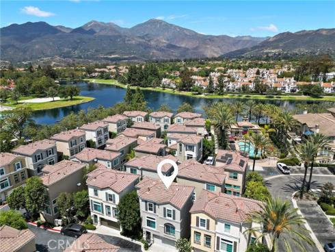 205 Montana del Lago Drive
