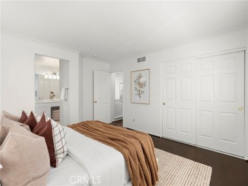 15 Poppyfield , Rancho Santa Margarita, CA