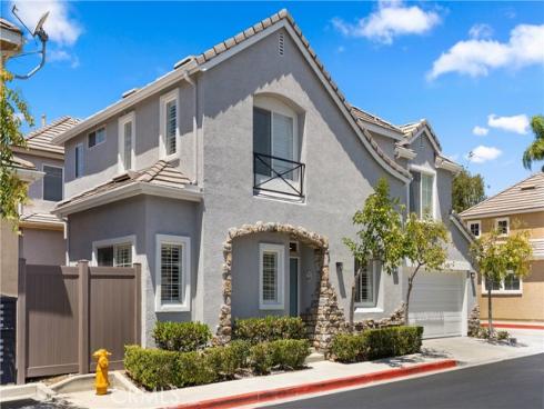 15 Poppyfield , Rancho Santa Margarita, CA
