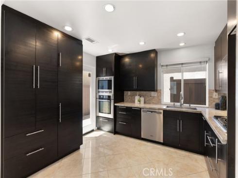 15 Poppyfield , Rancho Santa Margarita, CA