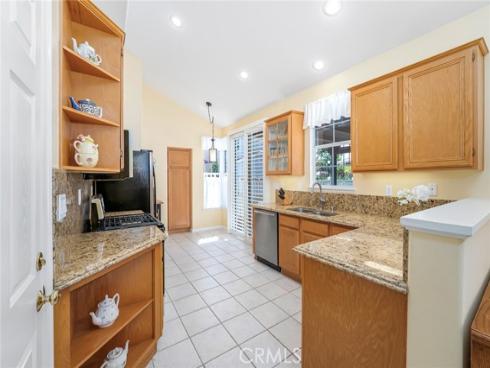 14 Paseo Vecino , Rancho Santa Margarita, CA