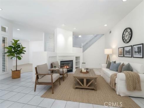 14 Paseo Vecino , Rancho Santa Margarita, CA