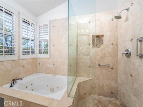 14 Paseo Vecino , Rancho Santa Margarita, CA