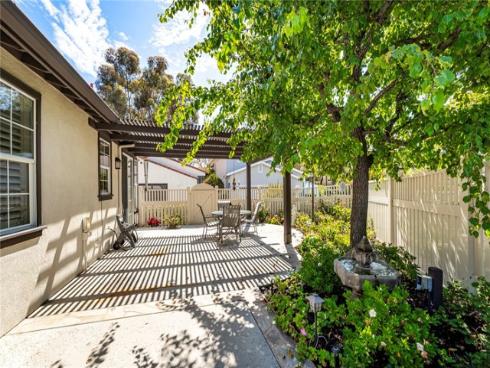 14 Paseo Vecino , Rancho Santa Margarita, CA