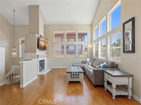 73 Camino Del Oro , Rancho Santa Margarita, CA