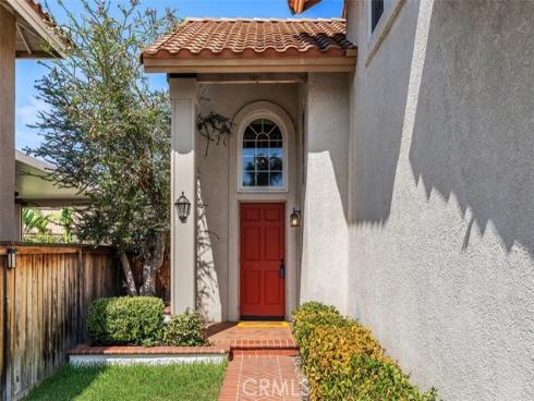 18 Las Piedras , Rancho Santa Margarita, CA