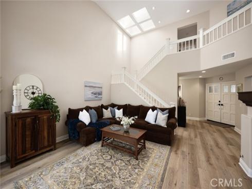 33 Calle Del Norte , Rancho Santa Margarita, CA