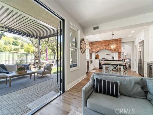 11  Willowglade  , Rancho Santa Margarita, CA