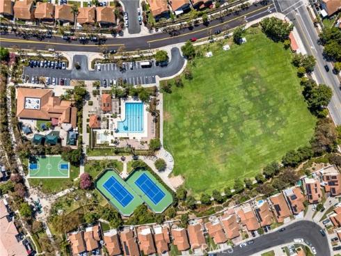 16 Calle Larspur , Rancho Santa Margarita, CA