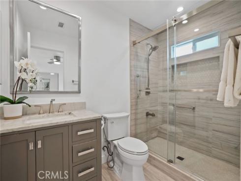 3001  Bostonian   Drive, Rossmoor, CA