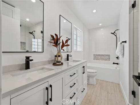 3001  Bostonian   Drive, Rossmoor, CA