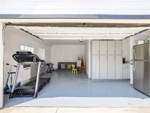 3001  Bostonian   Drive, Rossmoor, CA