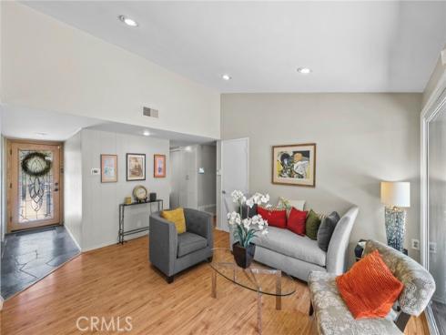 3041 Ruth Elaine Drive, Rossmoor, CA