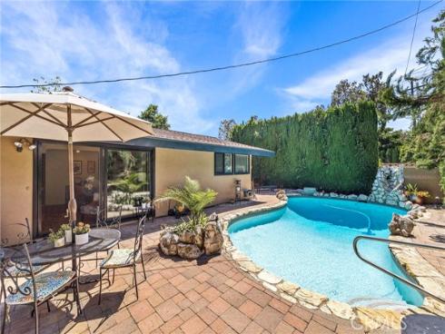 3041 Ruth Elaine Drive, Rossmoor, CA