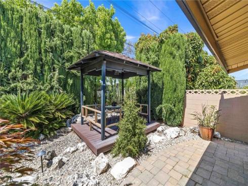 3041 Ruth Elaine Drive, Rossmoor, CA