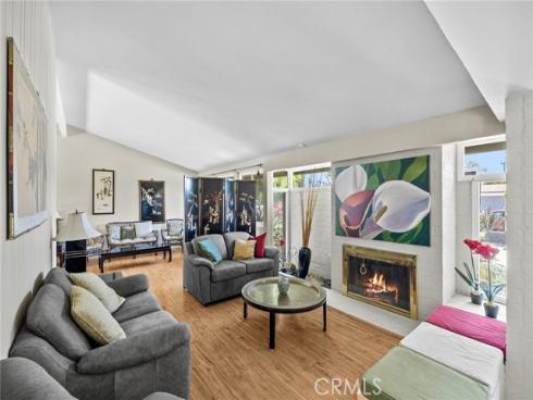 3041 Ruth Elaine Drive, Rossmoor, CA