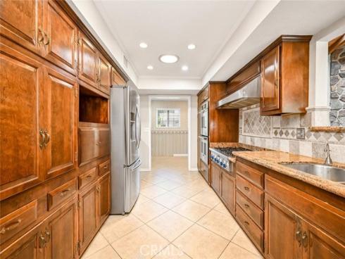 2621 Woodstock Road, Rossmoor, CA