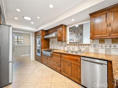 2621 Woodstock Road, Rossmoor, CA