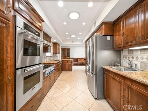 2621 Woodstock Road, Rossmoor, CA