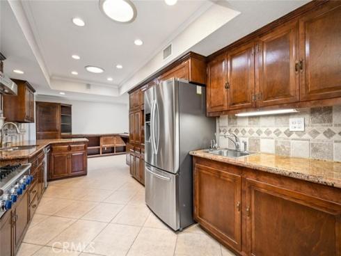 2621 Woodstock Road, Rossmoor, CA