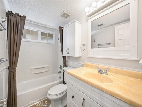 2621 Woodstock Road, Rossmoor, CA