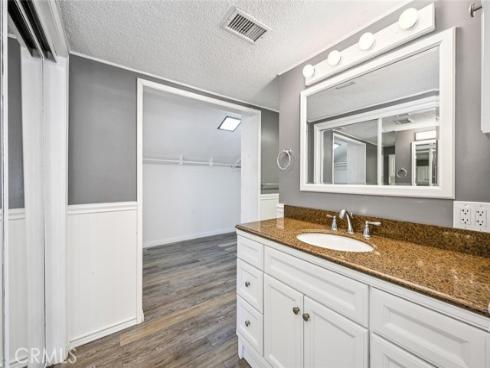 2621 Woodstock Road, Rossmoor, CA