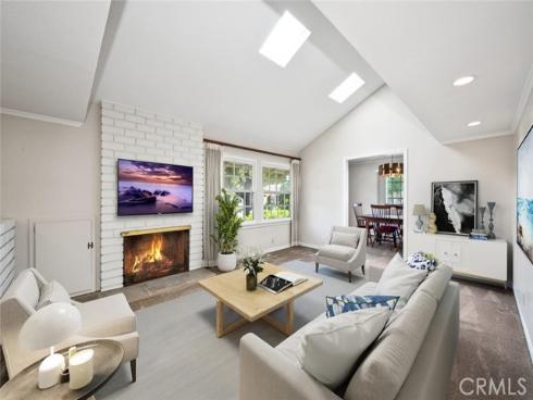 2621 Woodstock Road, Rossmoor, CA