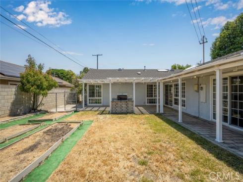 2621 Woodstock Road, Rossmoor, CA