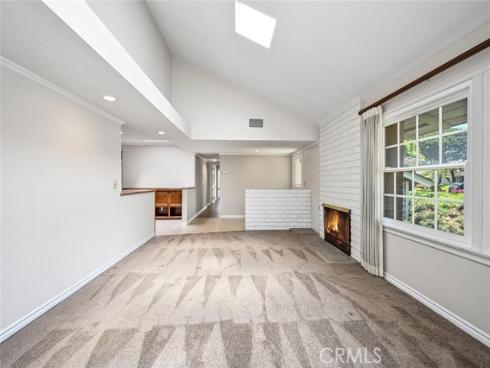 2621 Woodstock Road, Rossmoor, CA