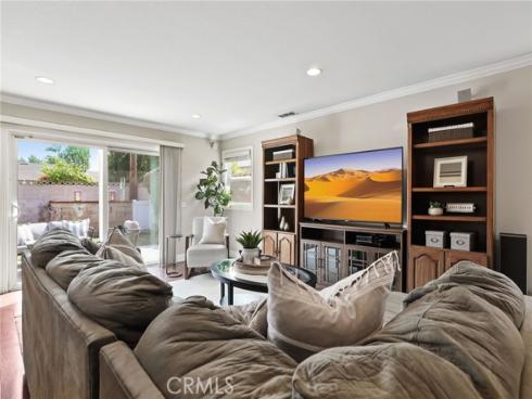 12752  Oak Way   Drive, Rossmoor, CA