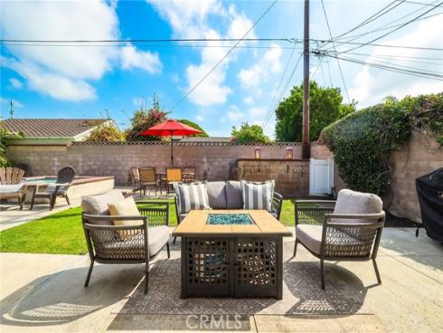 12752  Oak Way   Drive, Rossmoor, CA