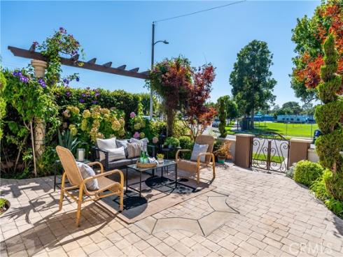 12592 Argyle Drive, Rossmoor, CA