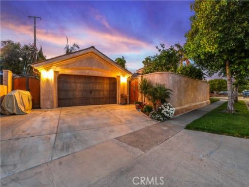 11811  Norgrove   Lane, Rossmoor, CA