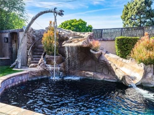 2851  Tucker  , Rossmoor, CA