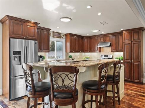 2682 Oak Knoll Drive, Rossmoor, CA