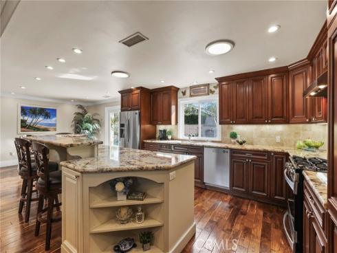 2682 Oak Knoll Drive, Rossmoor, CA