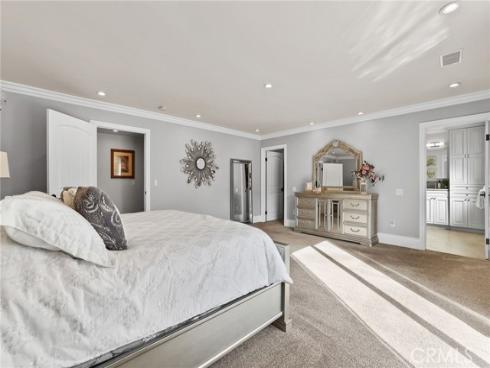 2682 Oak Knoll Drive, Rossmoor, CA