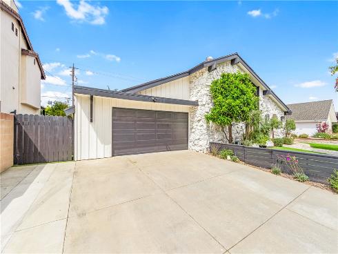 12691 Silver Fox Road, Rossmoor, CA