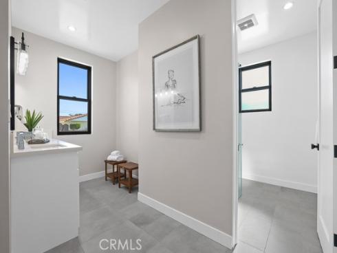 11221 Davenport Road, Rossmoor, CA