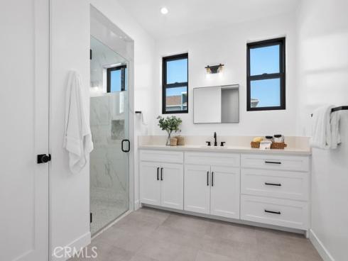 11221 Davenport Road, Rossmoor, CA