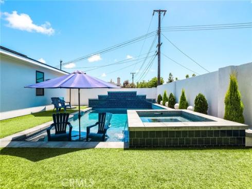 11221 Davenport Road, Rossmoor, CA