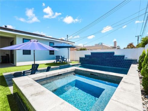 11221 Davenport Road, Rossmoor, CA